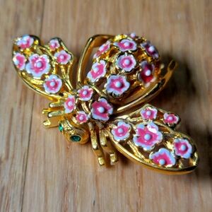 Joan Rivers cherry blossom bee brooch